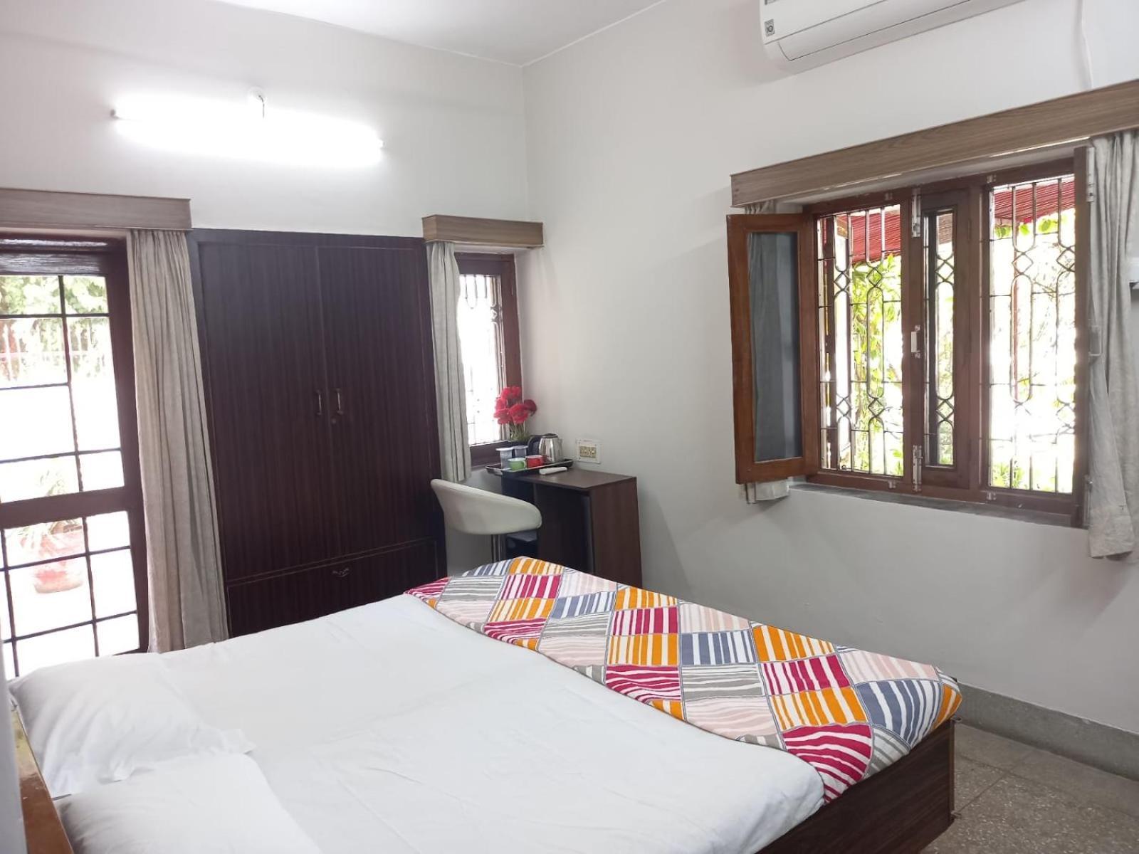Garden View Residency Bed & Breakfast Лакнау Екстериор снимка