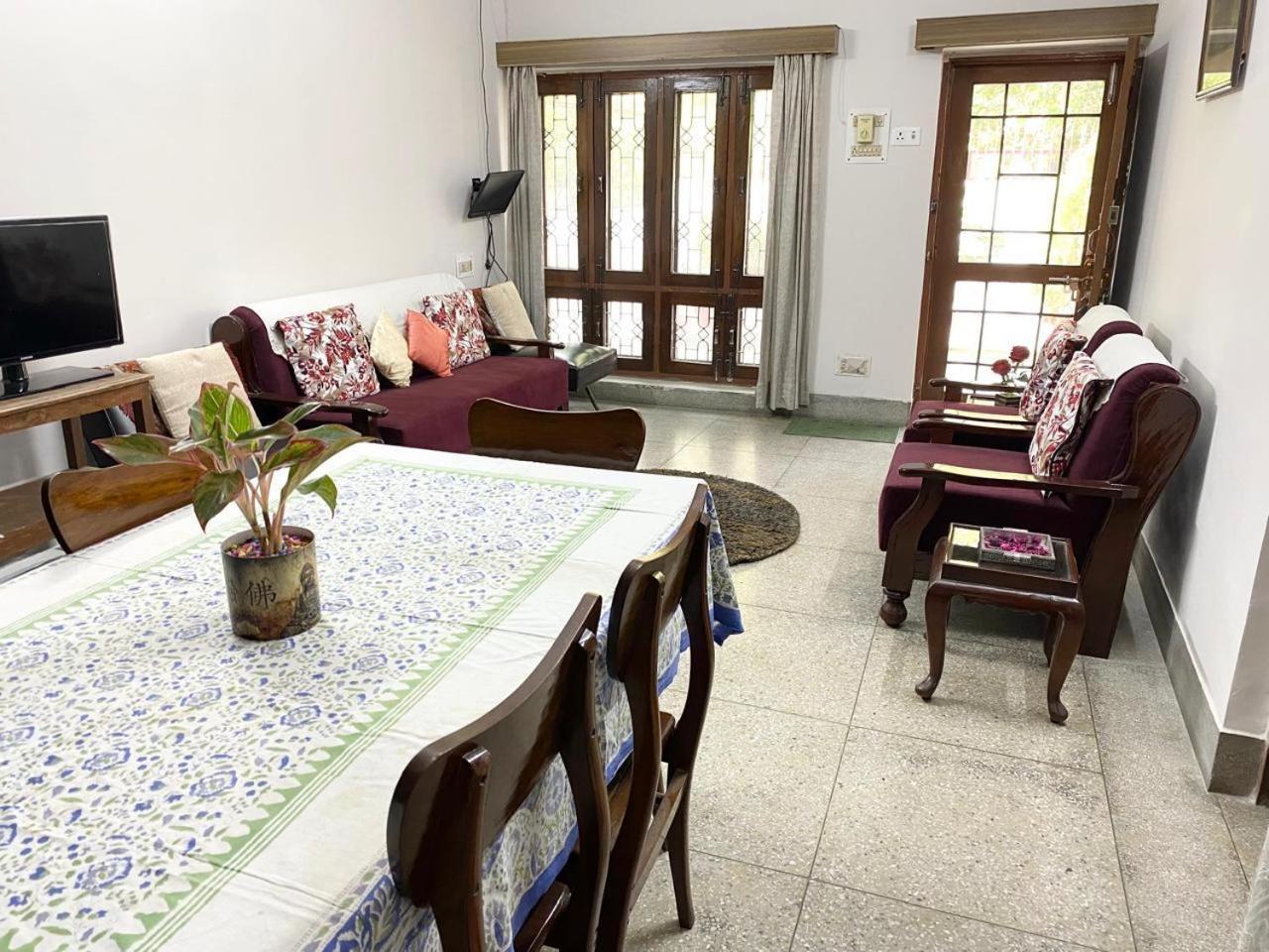 Garden View Residency Bed & Breakfast Лакнау Екстериор снимка